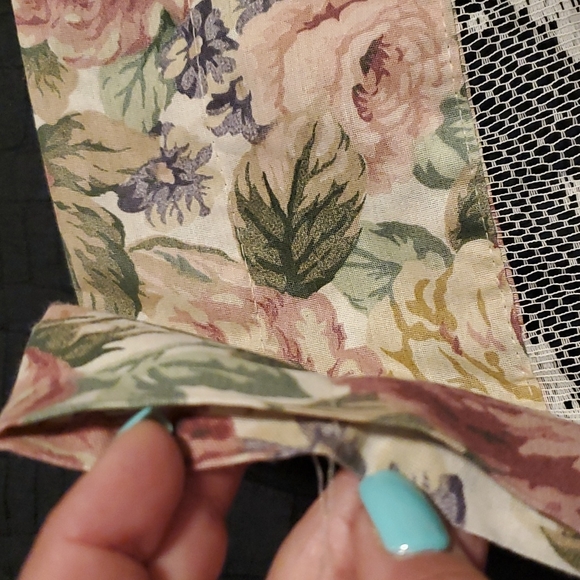 Kitchen window topper - Picture 6 of 9